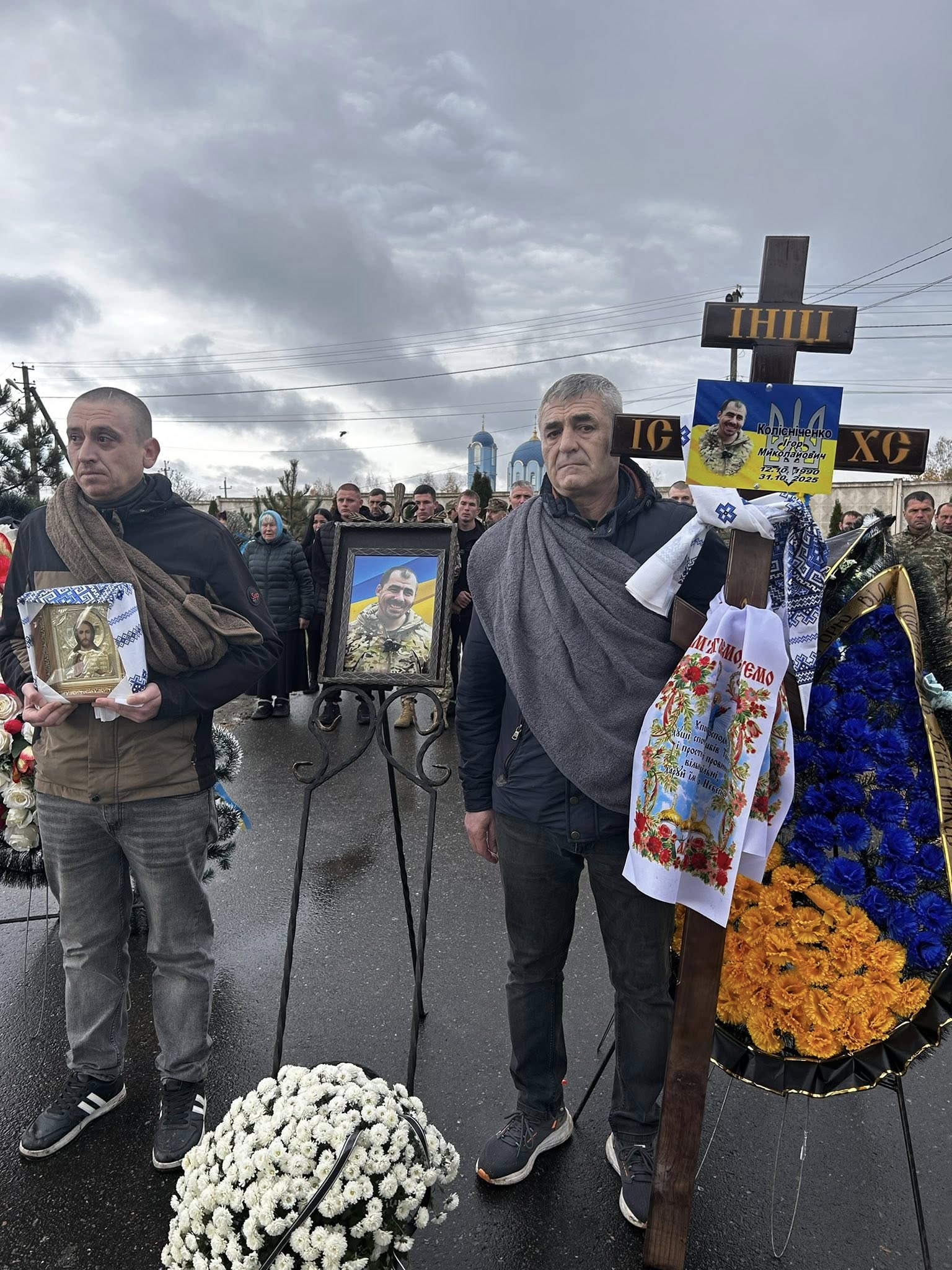 На щиті повернувся додому наш захисник – Колісніченко Ігор Миколайович